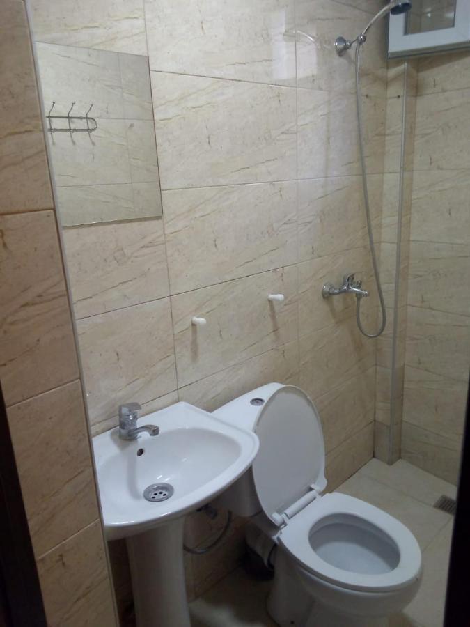 Vake-House Hotel Tbilisi Ngoại thất bức ảnh