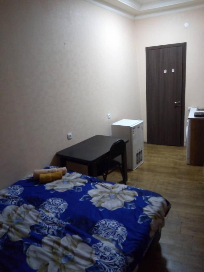 Vake-House Hotel Tbilisi Ngoại thất bức ảnh