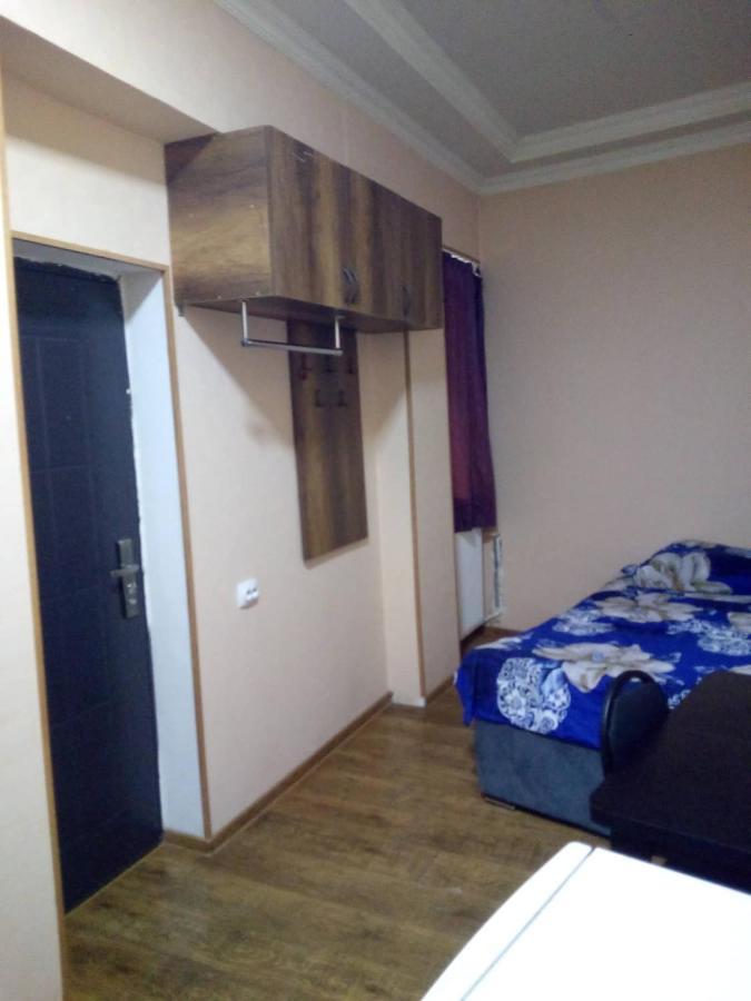 Vake-House Hotel Tbilisi Ngoại thất bức ảnh