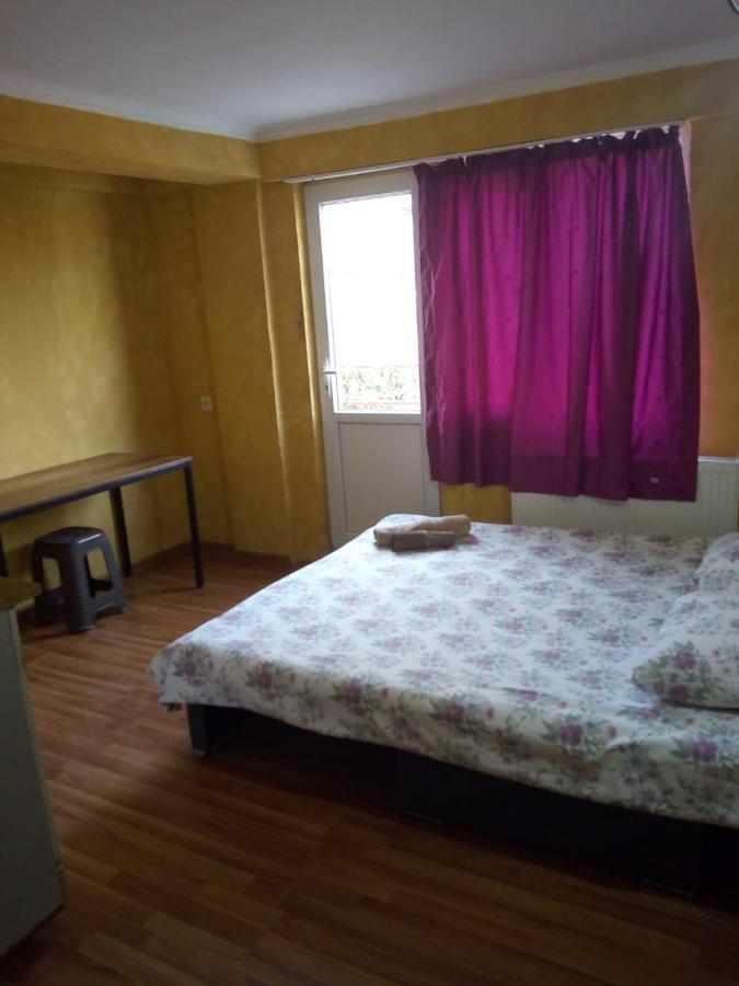 Vake-House Hotel Tbilisi Ngoại thất bức ảnh
